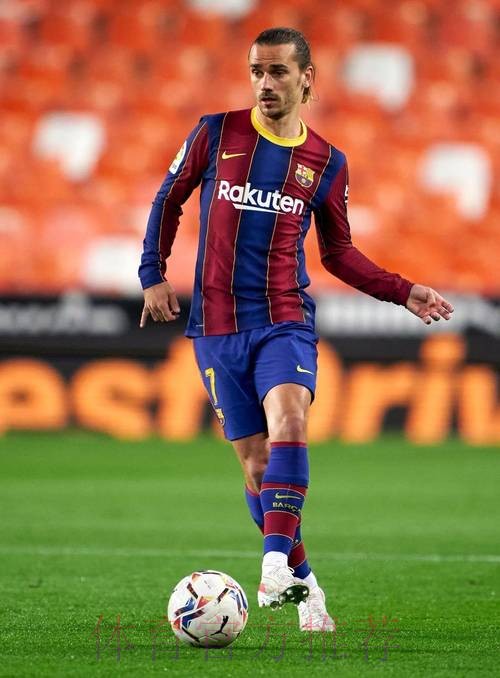 皇马近5年仅花500万欧买后卫 巴萨B队花了870万